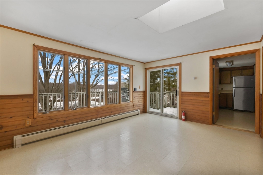 279 South Longyard Road Southwick, MA 01077 - Photo 3 of 33 Gallery Image 3