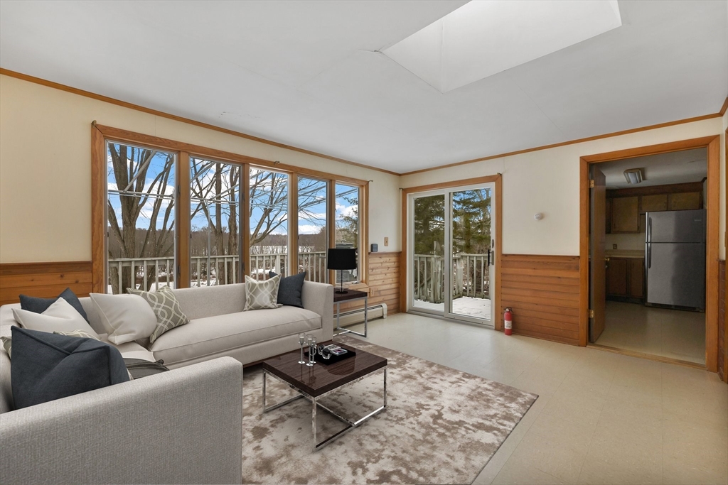 279 South Longyard Road Southwick, MA 01077 - Photo 4 of 33 Gallery Image 4