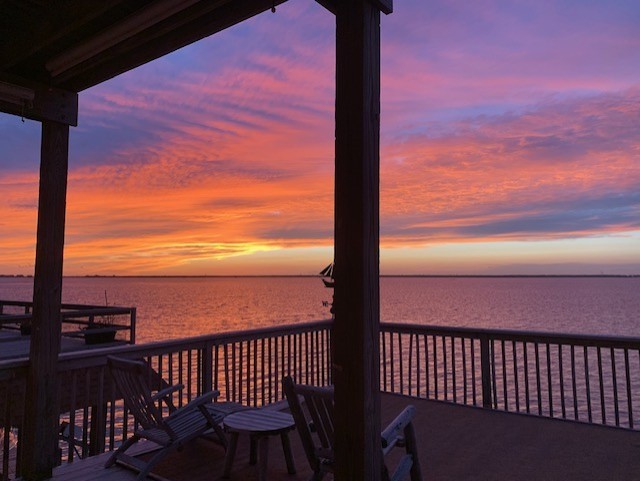 247 Isles End Road Tiki Island, TX 77554 - Photo 46 of 48 a view of a chairs on the roof deck