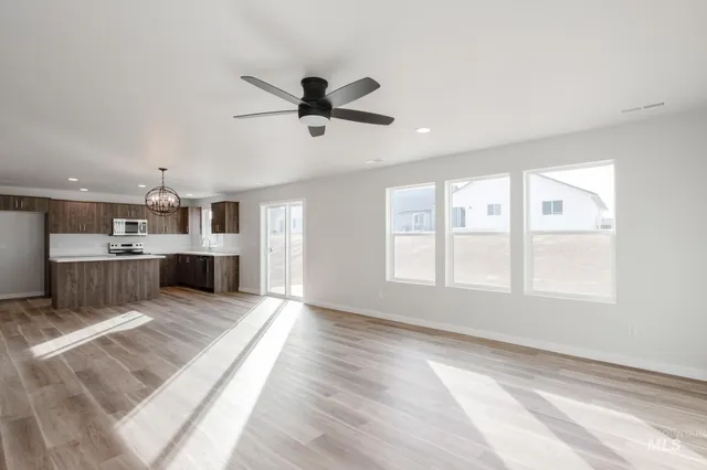 $484,990 | 3895 East Jamestown Drive, Nampa, ID 83686