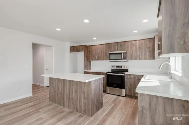 $484,990 | 3895 East Jamestown Drive, Nampa, ID 83686