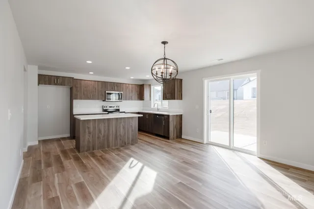 $484,990 | 3895 East Jamestown Drive, Nampa, ID 83686