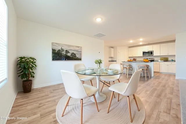 $292,950 | 203 Hl Vly Drive, Unit (LOT 61), La Grange, NC 28551