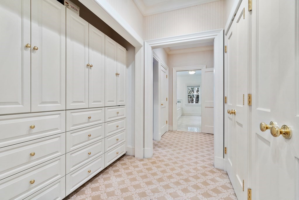 25 Bridle Pth Path Weston, MA 02493 - Photo 16 of 32