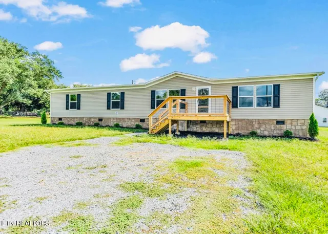 $248,900 | 210 Sunset Drive, Sweetwater, TN 37874