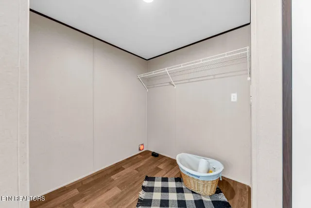 $239,900 | 210 Sunset Drive, Sweetwater, TN 37874