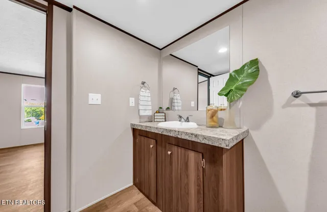 $239,900 | 210 Sunset Drive, Sweetwater, TN 37874