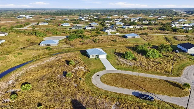 $297,900 | 518 Braelyn Street, LaBelle, FL 33935