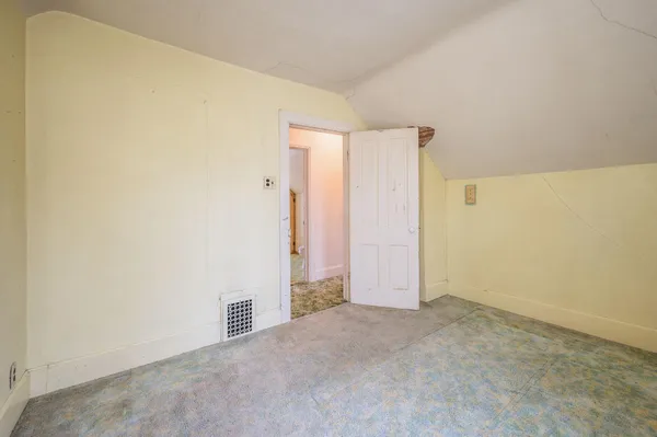$54,000 | 408 1st Avenue West, Swea City, IA 50590