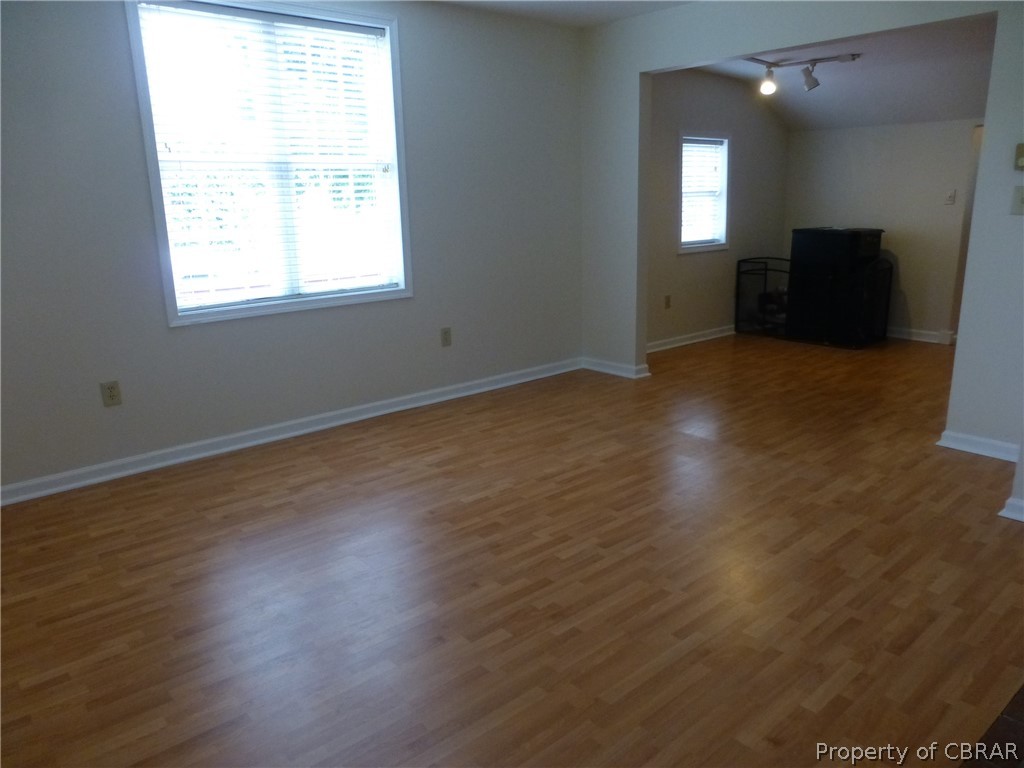 160 Meadowbrook Road Warsaw, VA 22572 - Photo 6 of 13 Gallery Image 6
