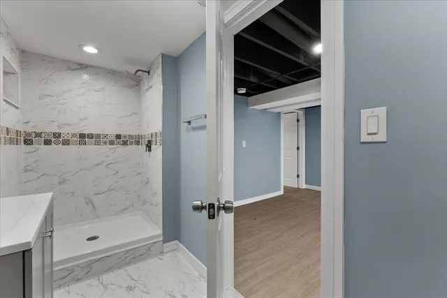 $280,000 | 6831 South Winchester Avenue, Chicago, IL 60636