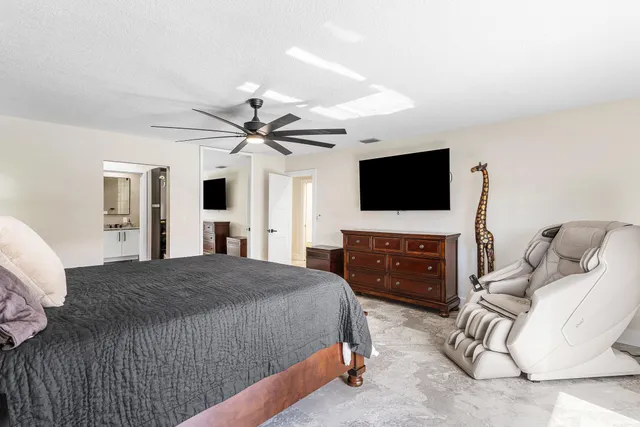 $1,699,000 | 2200 Southeast 9th Street, Pompano Beach, FL 33062