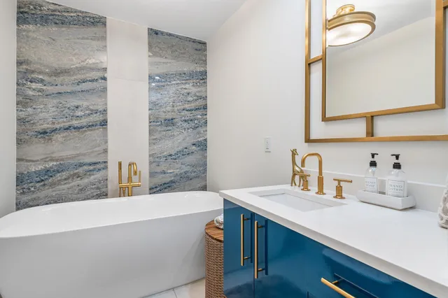 $1,699,000 | 2200 Southeast 9th Street, Pompano Beach, FL 33062