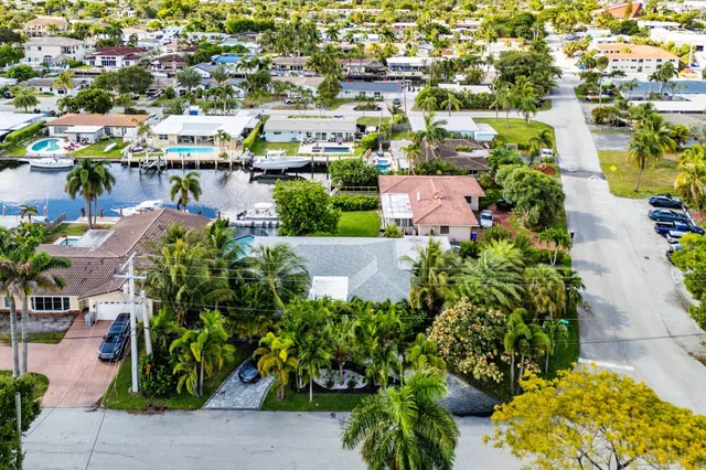 $1,699,000 | 2200 Southeast 9th Street, Pompano Beach, FL 33062
