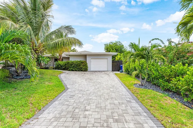 $1,699,000 | 2200 Southeast 9th Street, Pompano Beach, FL 33062