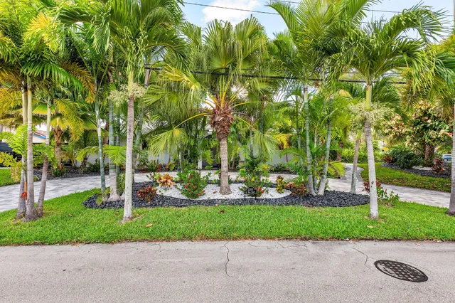 $1,699,000 | 2200 Southeast 9th Street, Pompano Beach, FL 33062