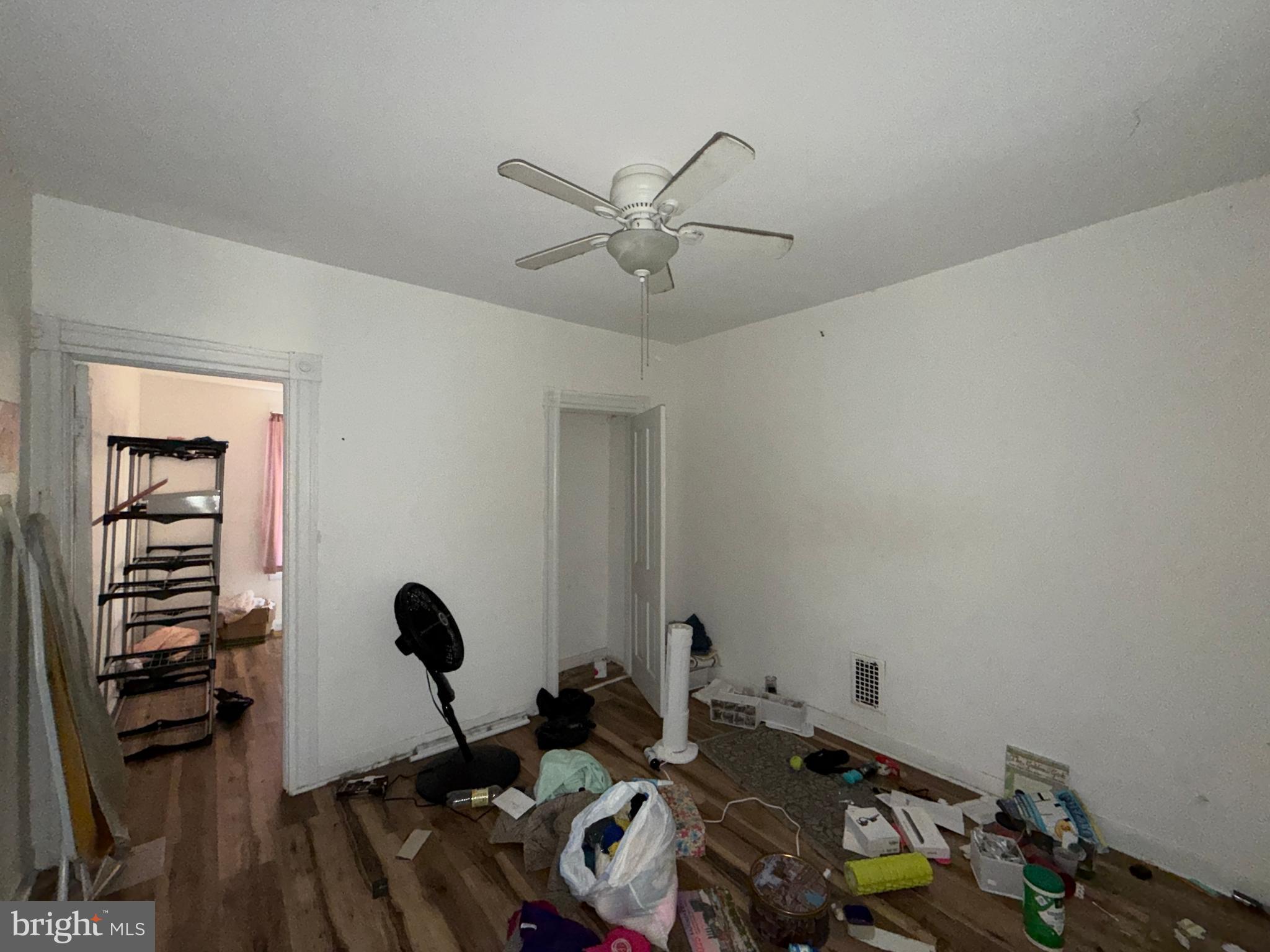 910 North Dukeland Street Baltimore, MD 21216 - Photo 14 of 27