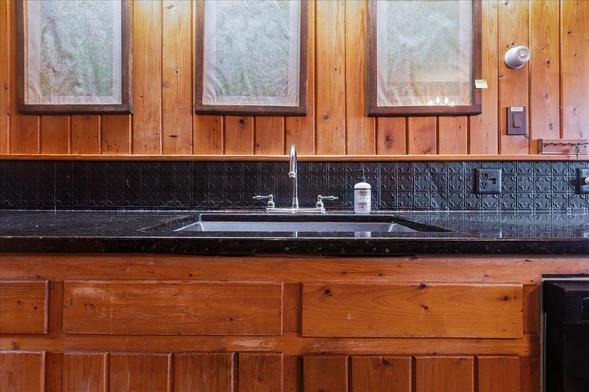 5198 Darling Hill Road Burke, VT 05832 - Photo 15 of 60