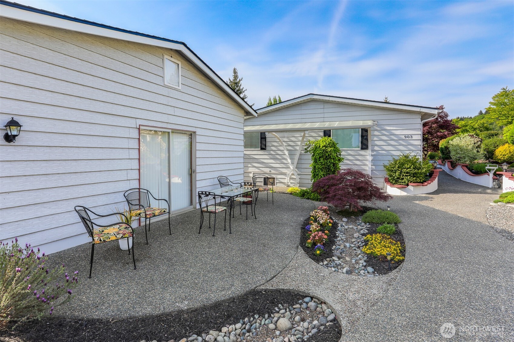 903 240th Place Southwest Bothell, WA 98021 - Photo 34 of 40