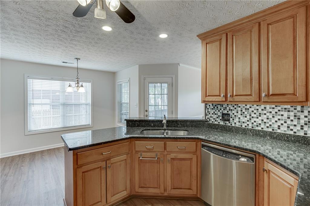 3335 Rivers End Place Buford, GA 30519 - Photo 13 of 42