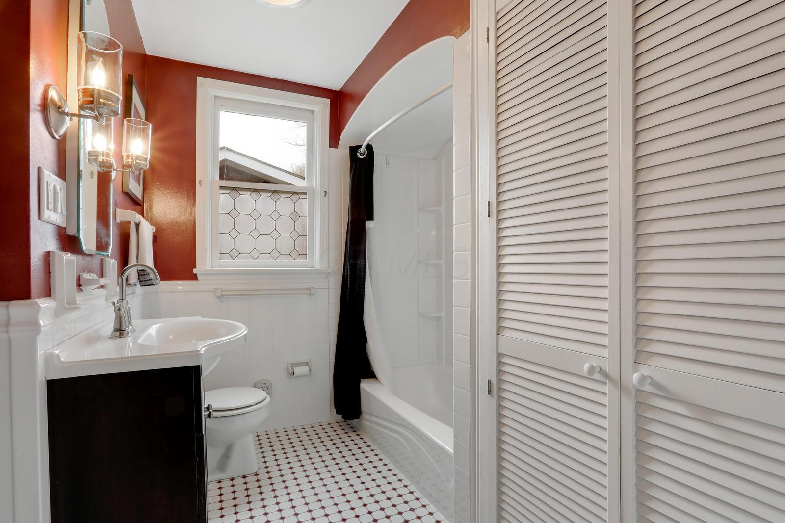 151 East Dublin Granville Road Worthington, OH 43085 - Photo 35 of 45