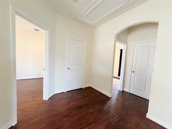 $3,500 | 8031 Sunflower Lane, Dallas, TX 75252