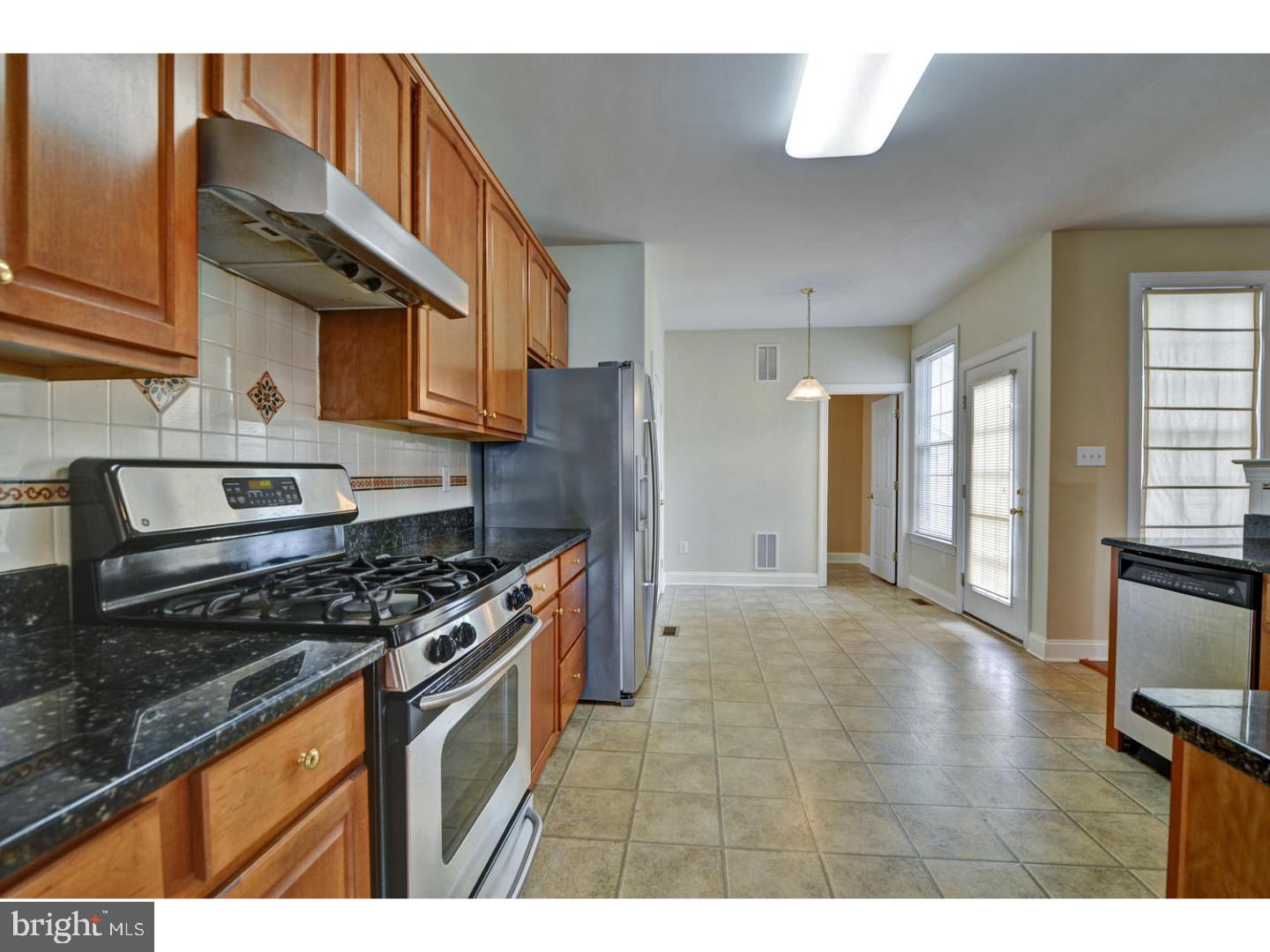 509 Reed Lane Robbinsville, NJ 08691 - Photo 11 of 25