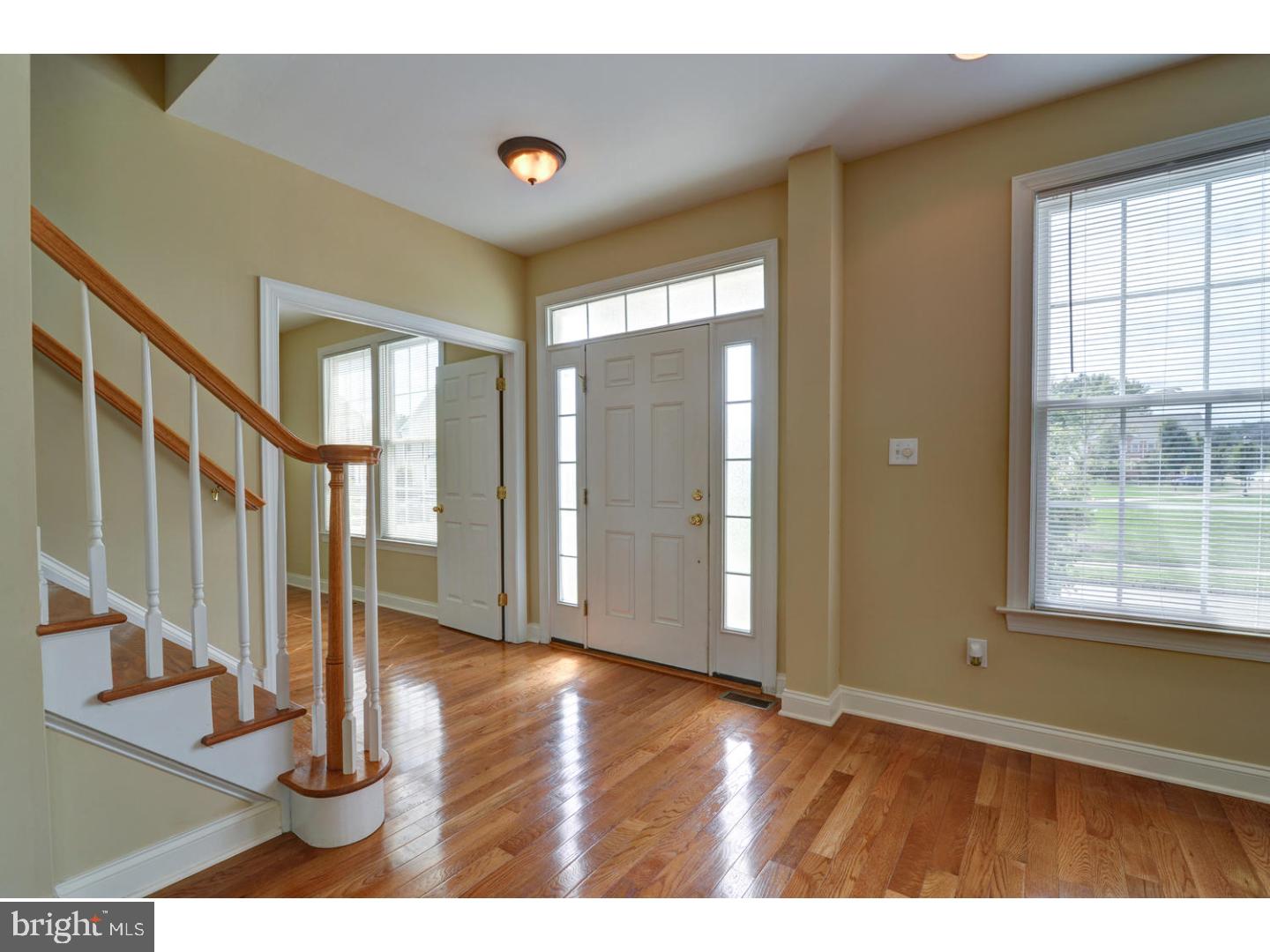 509 Reed Lane Robbinsville, NJ 08691 - Photo 3 of 25