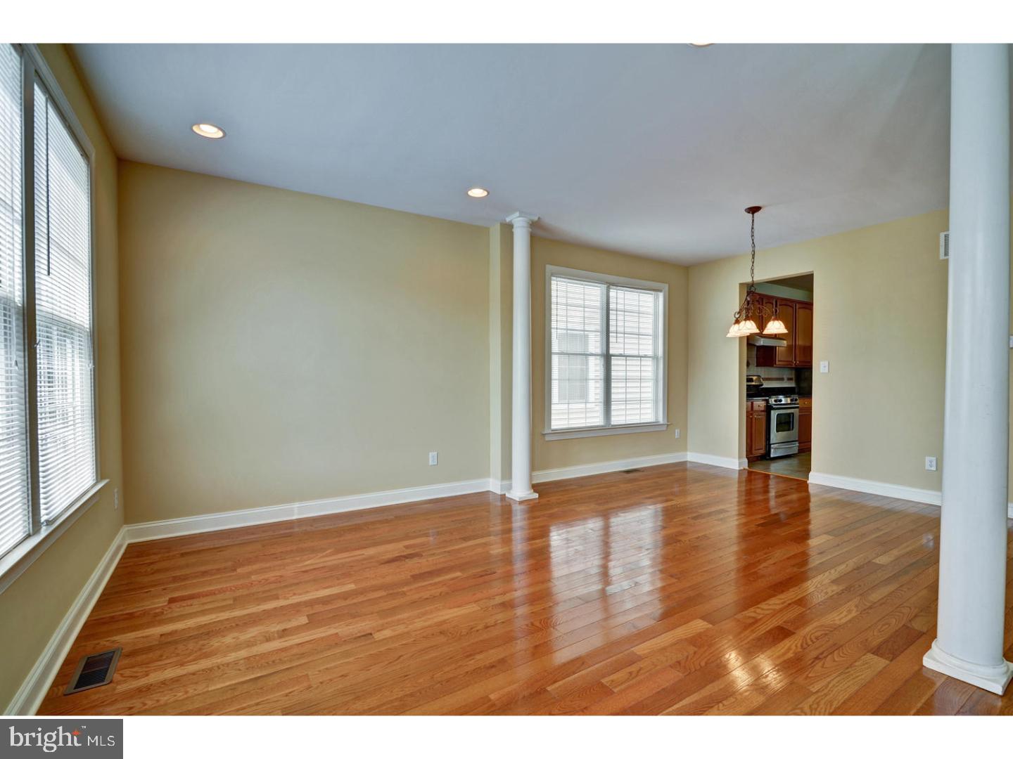 509 Reed Lane Robbinsville, NJ 08691 - Photo 4 of 25