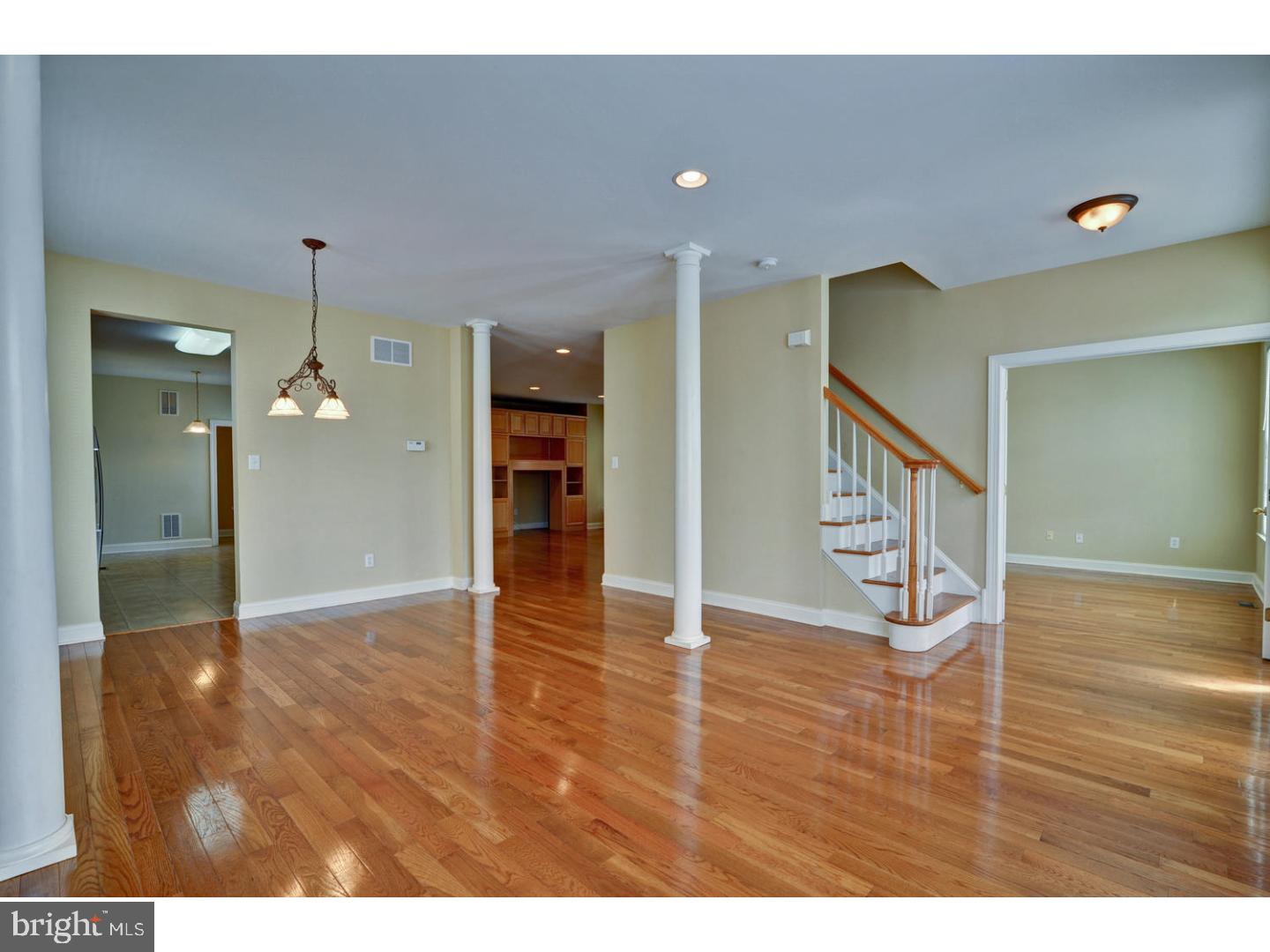 509 Reed Lane Robbinsville, NJ 08691 - Photo 5 of 25