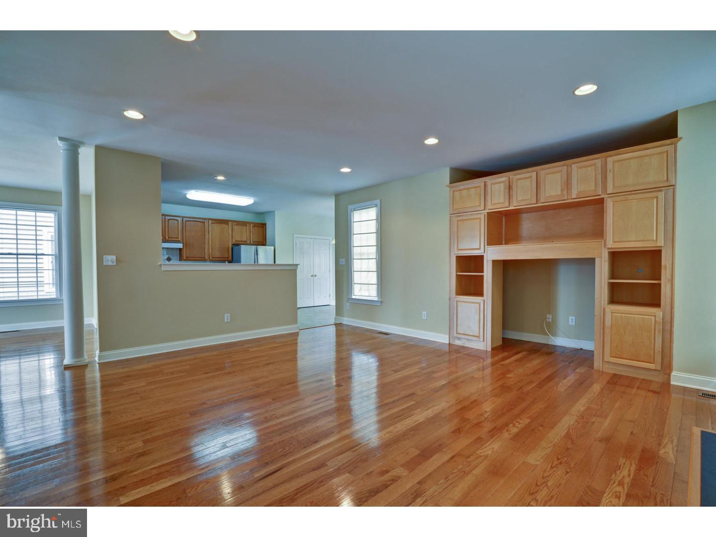 509 Reed Lane Robbinsville, NJ 08691 - Photo 9 of 25
