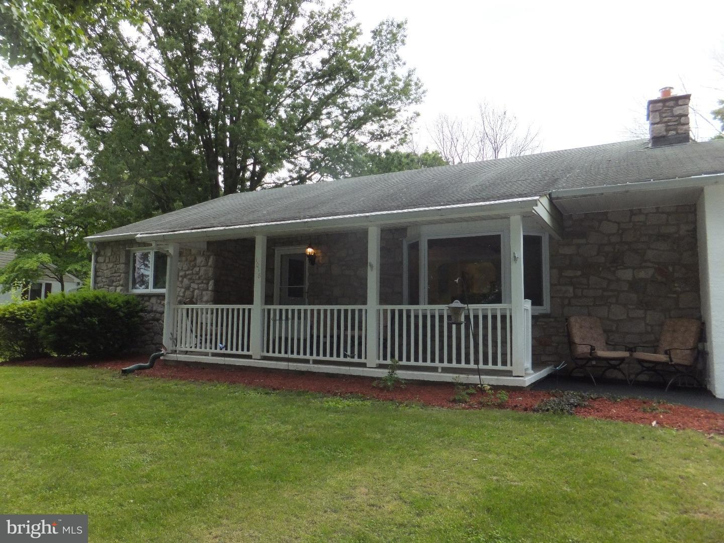 1018 Lavera Road Warminster, PA 18974 - Photo 2 of 23 Gallery Image 2