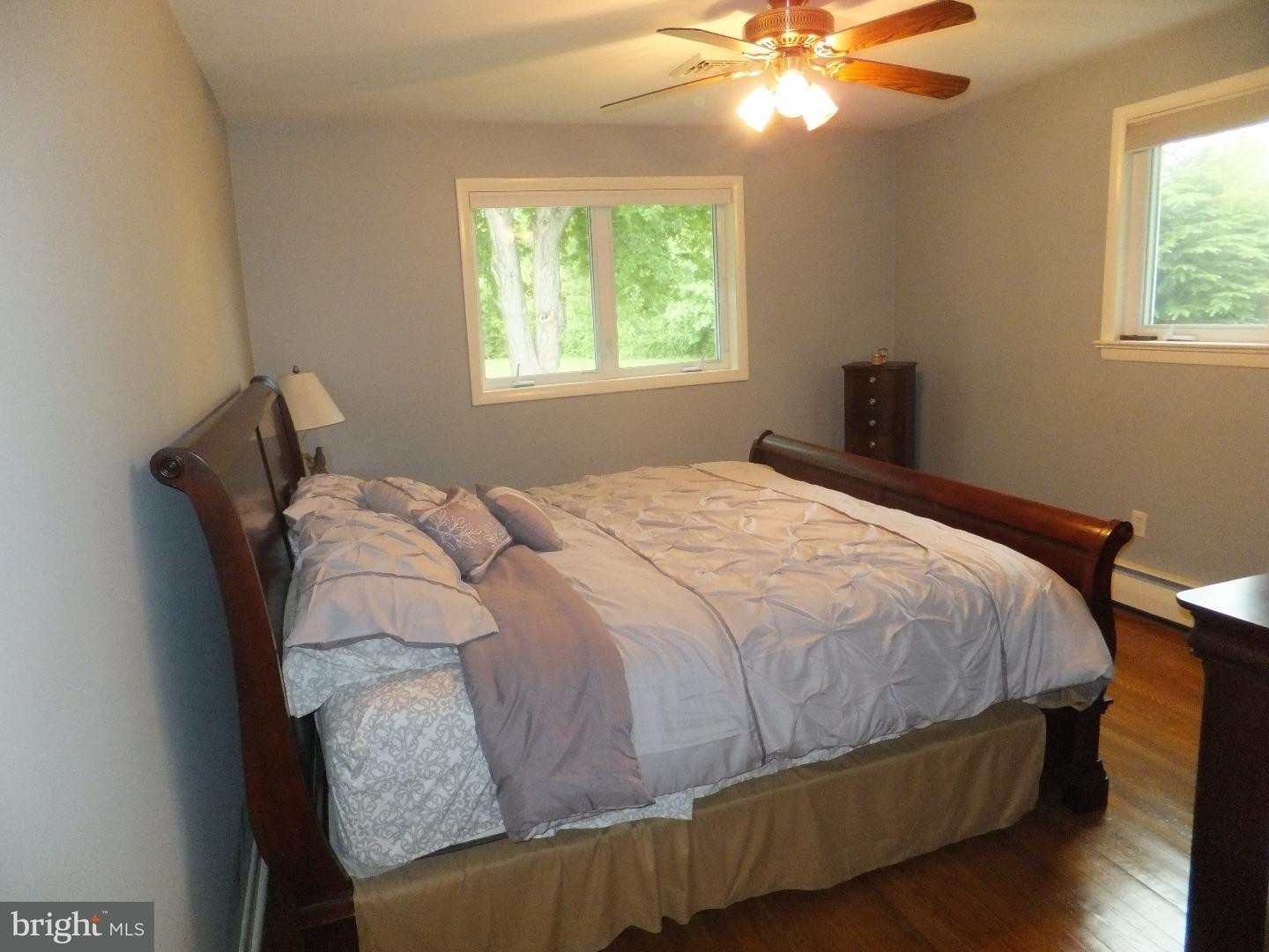 1018 Lavera Road Warminster, PA 18974 - Photo 11 of 23 Bedroom - Main