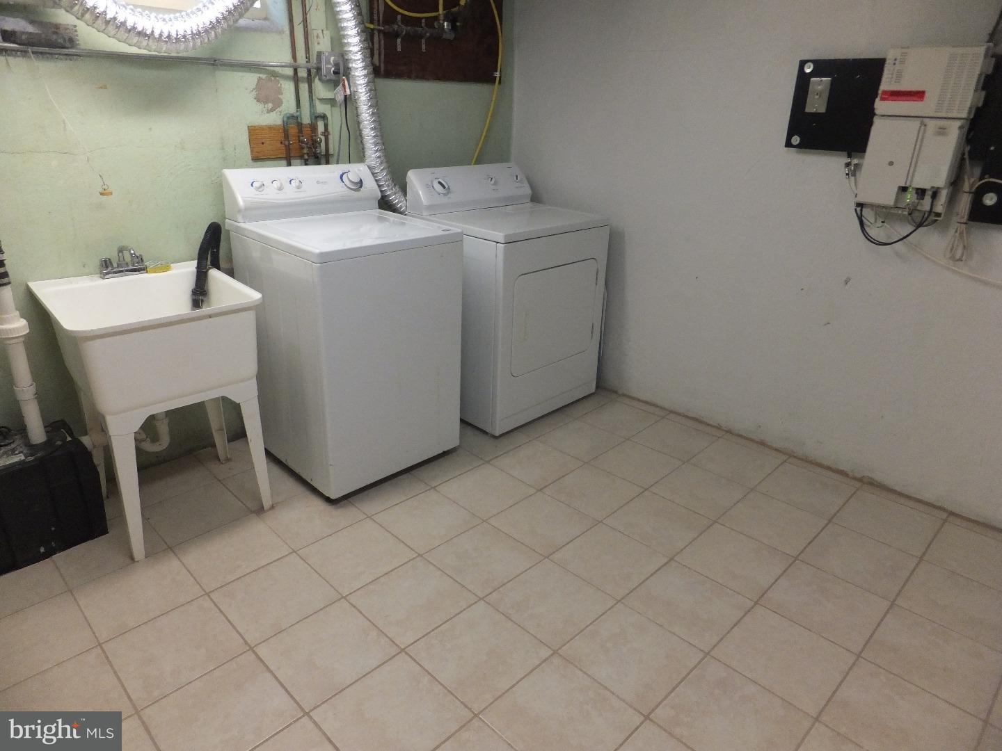 1018 Lavera Road Warminster, PA 18974 - Photo 17 of 23 Laundry Room