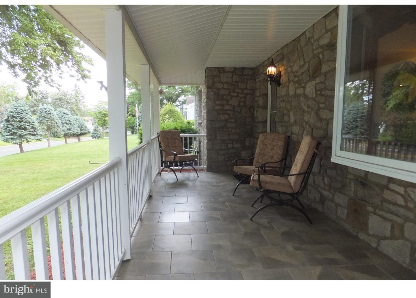1018 Lavera Road Warminster, PA 18974 - Photo 3 of 23 Porch