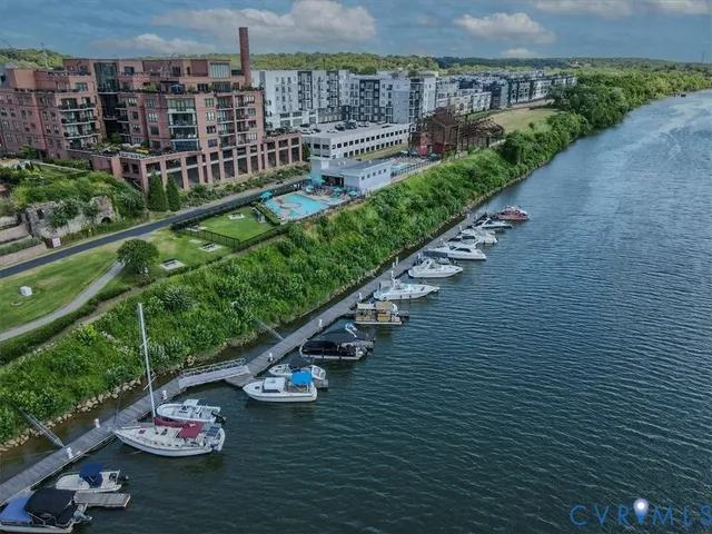 $379,900 | 251 Rocketts Way, Unit 202, Henrico, VA 23231