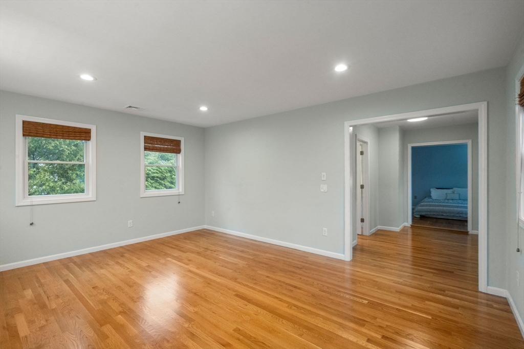 5 Derby Street Newton, MA 02465 - Photo 13 of 33