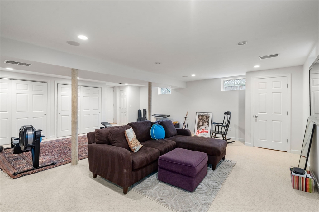 5 Derby Street Newton, MA 02465 - Photo 25 of 33