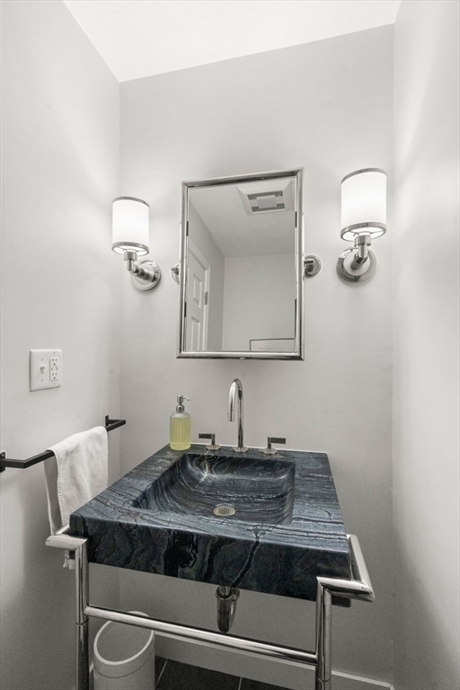 5 Derby Street Newton, MA 02465 - Photo 27 of 33
