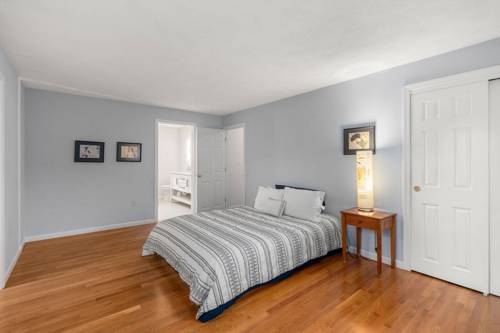 5 Derby Street Newton, MA 02465 - Photo 10 of 33