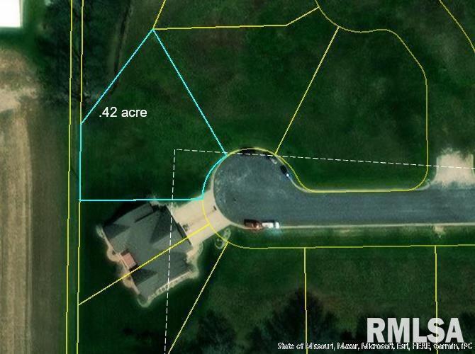 11 South Indian Grass Road Nashville, IL 62263 - Photo 2 of 2 a view of a tennis court