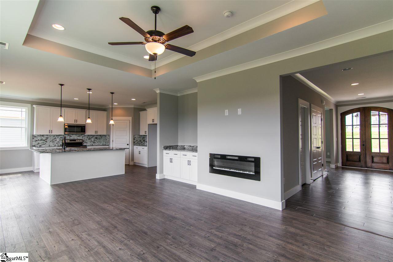 613 Berry Road Boiling Springs, SC 29316 - Photo 7 of 30