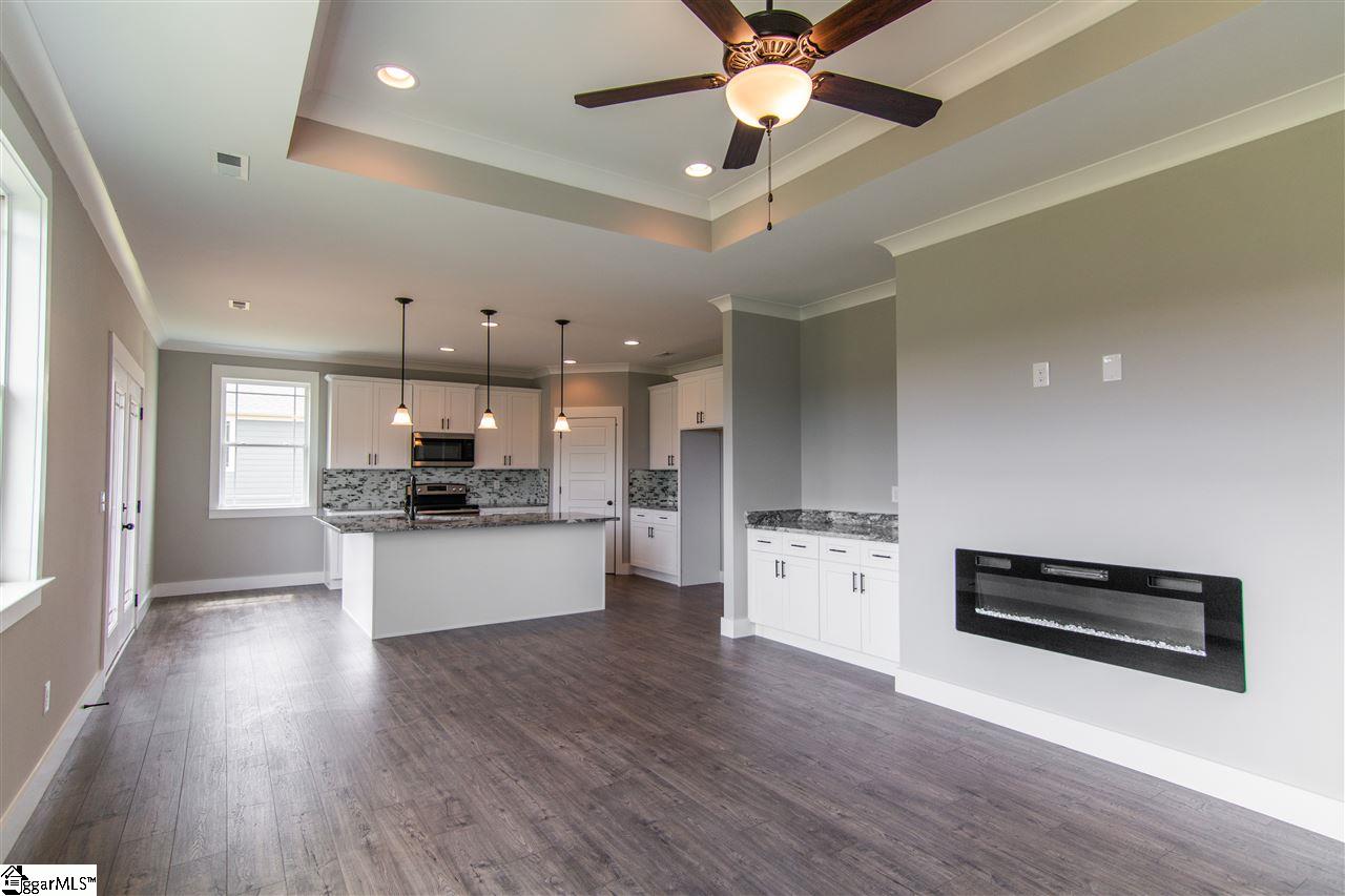 613 Berry Road Boiling Springs, SC 29316 - Photo 8 of 30