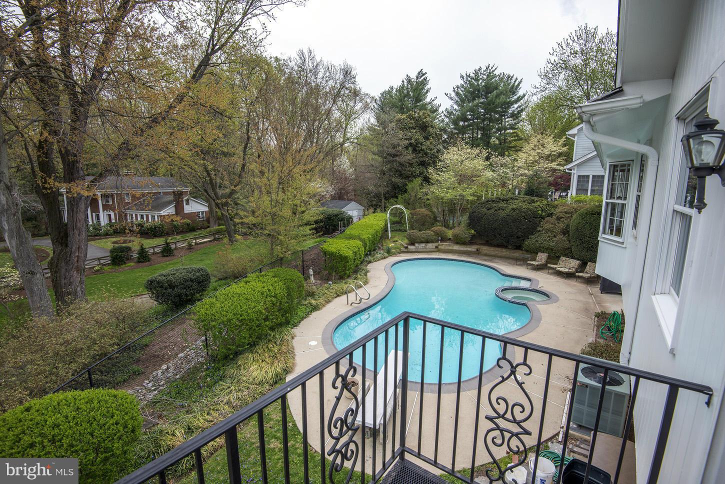 1519 Brookside Road McLean, VA 22101 - Photo 15 of 30 Exterior (Rear)