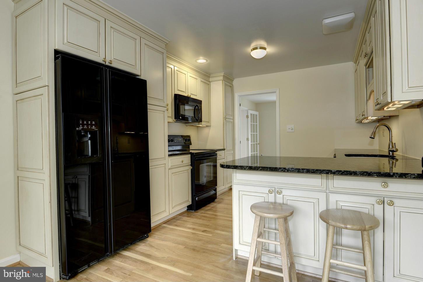 1519 Brookside Road McLean, VA 22101 - Photo 9 of 30 Kitchen