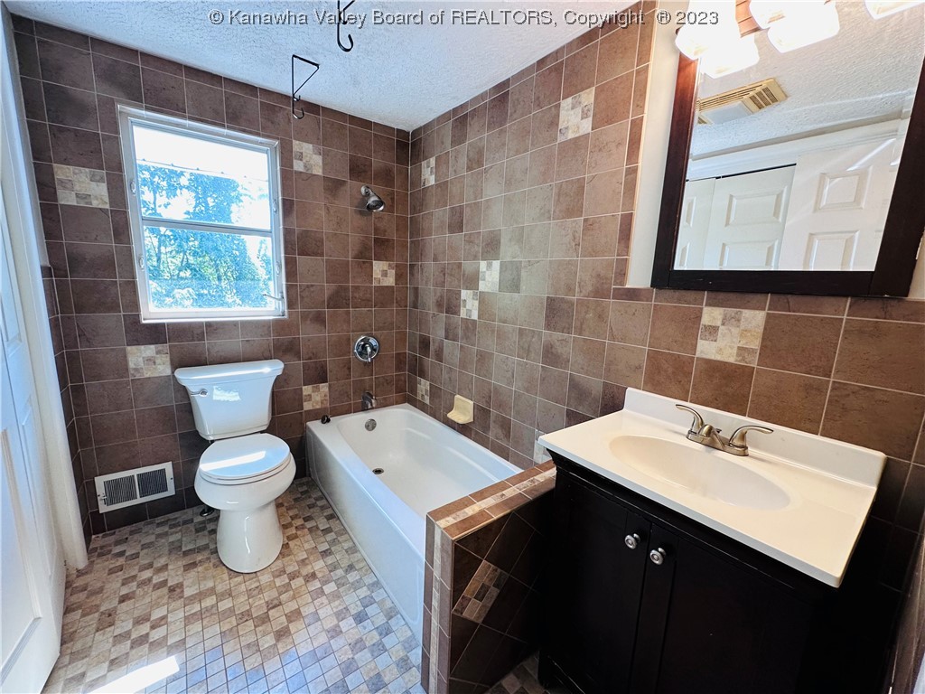 1010 Circle Road Charleston, WV 25314 - Photo 17 of 30 Gallery Image 17