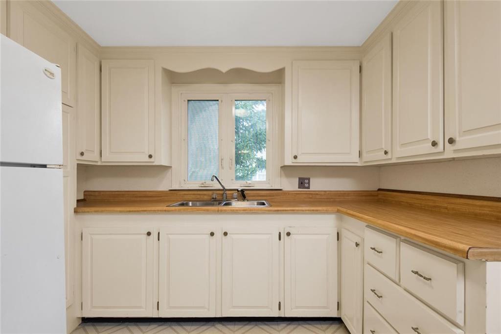 43 Edwards Street Portland, ME 04102 - Photo 12 of 23 Photo