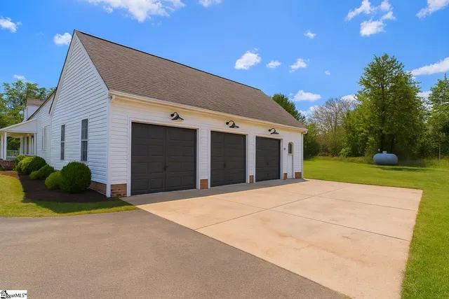 $799,900 | 868 Old Hundred Road, Pelzer, SC 29669