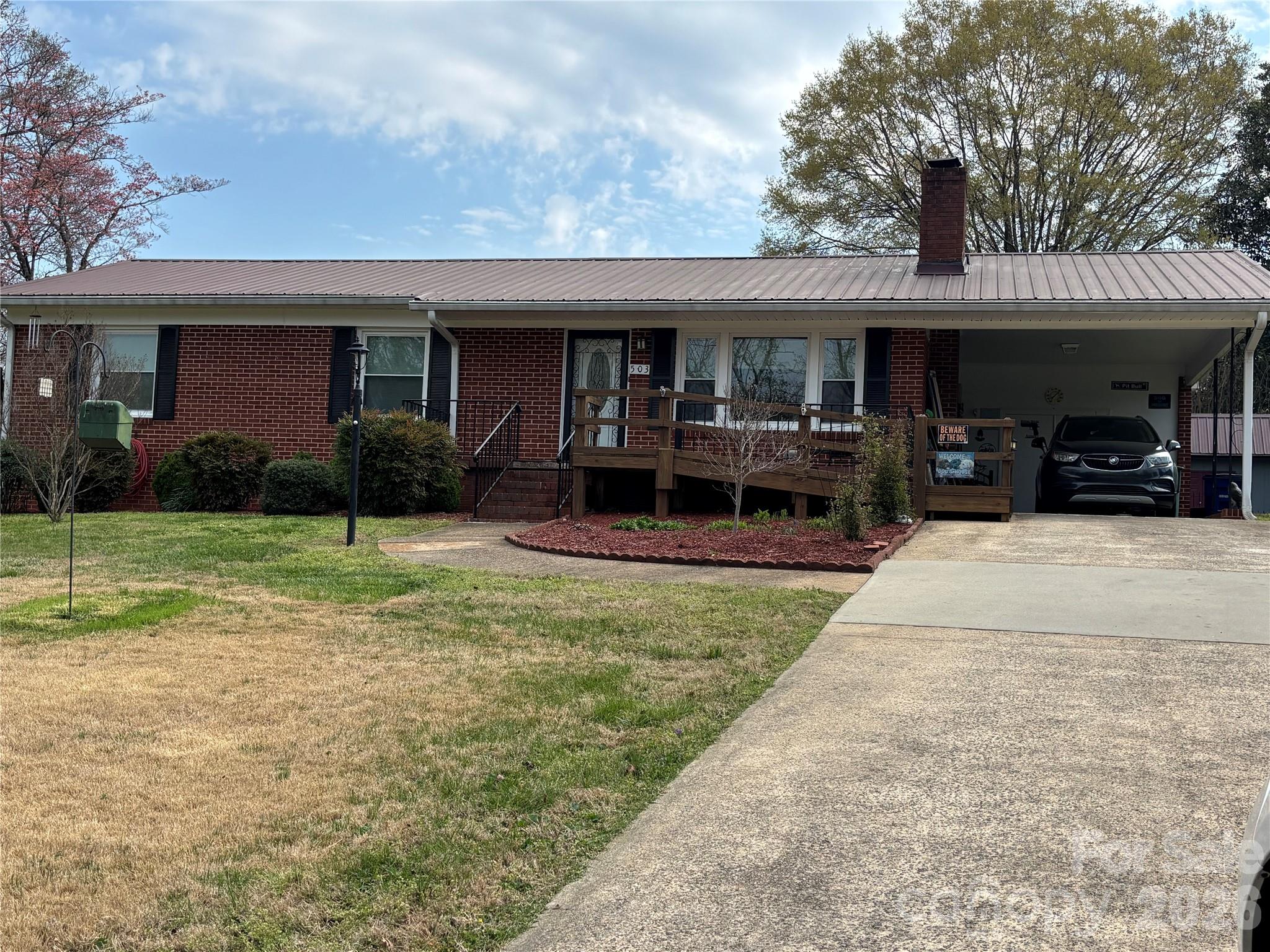 503 9th Avenue Southwest Conover, NC 28613 - Photo 1 of 39