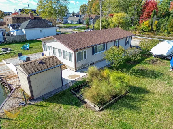 $299,900 | 37844 Maplehill Street, Harrison Township, MI 48045